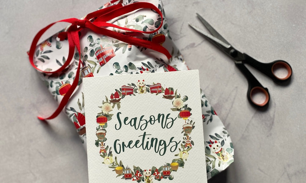 How to make a gift bag from our Christmas wrap!