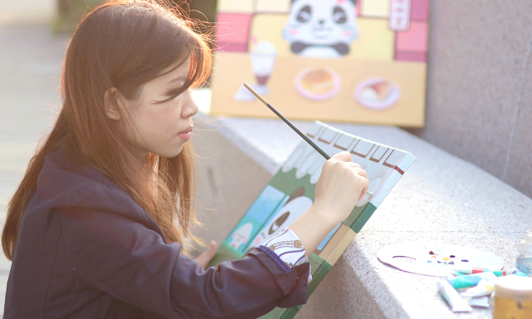 Meet the Talent Janet Cheung