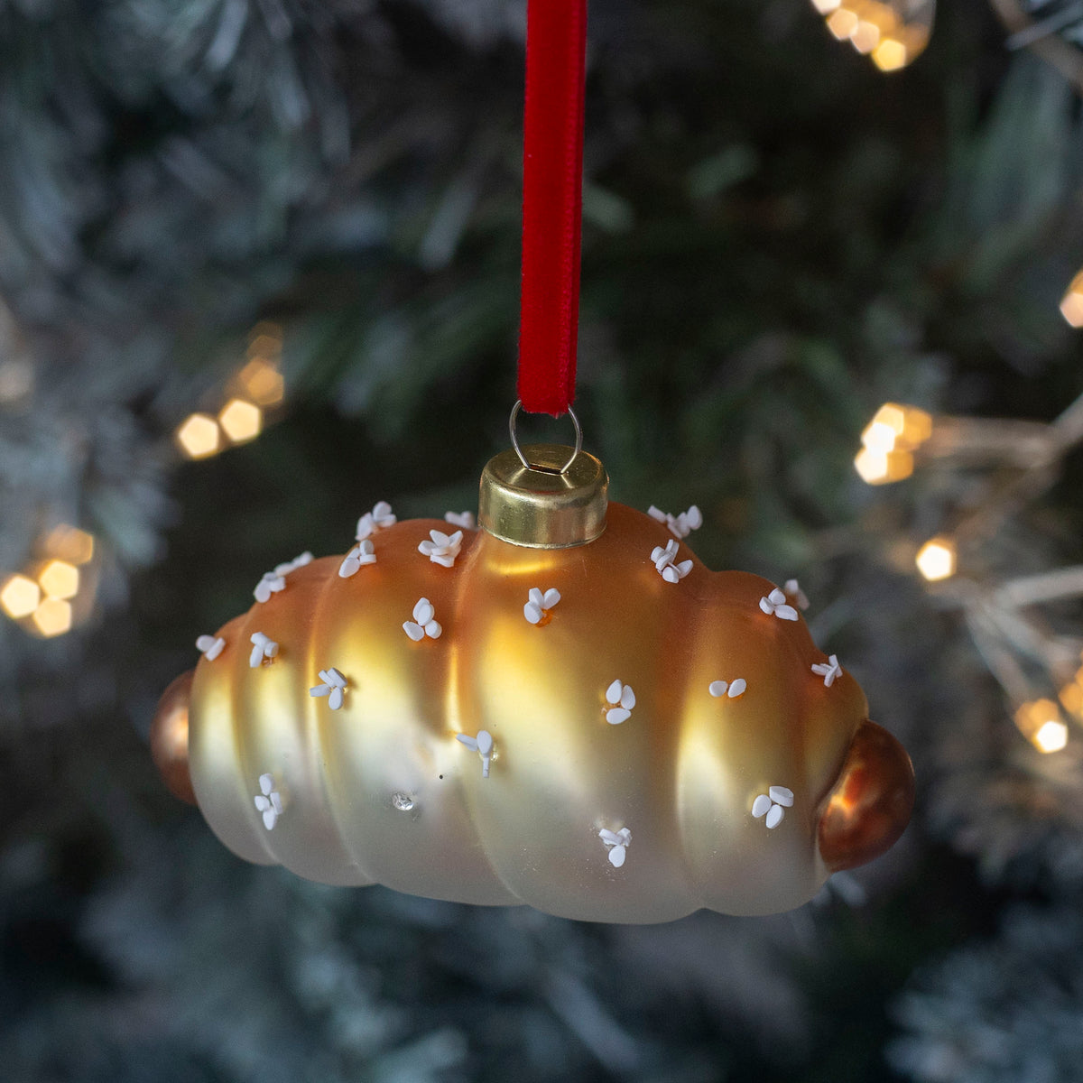 GLASS DECORATION: Sausage Bun