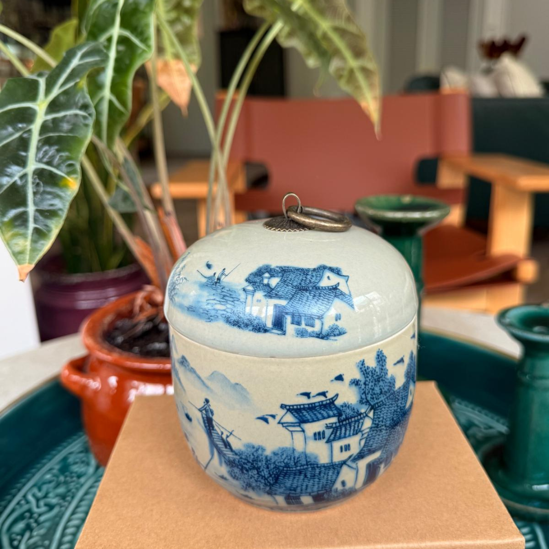 CANDLE: Pagoda Tea Box-Tiger's Head Scent