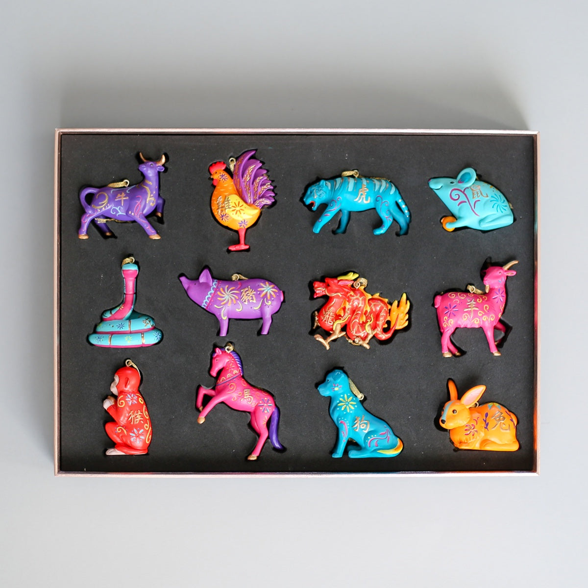 ZODIAC HANGING DECORATION: Dragon