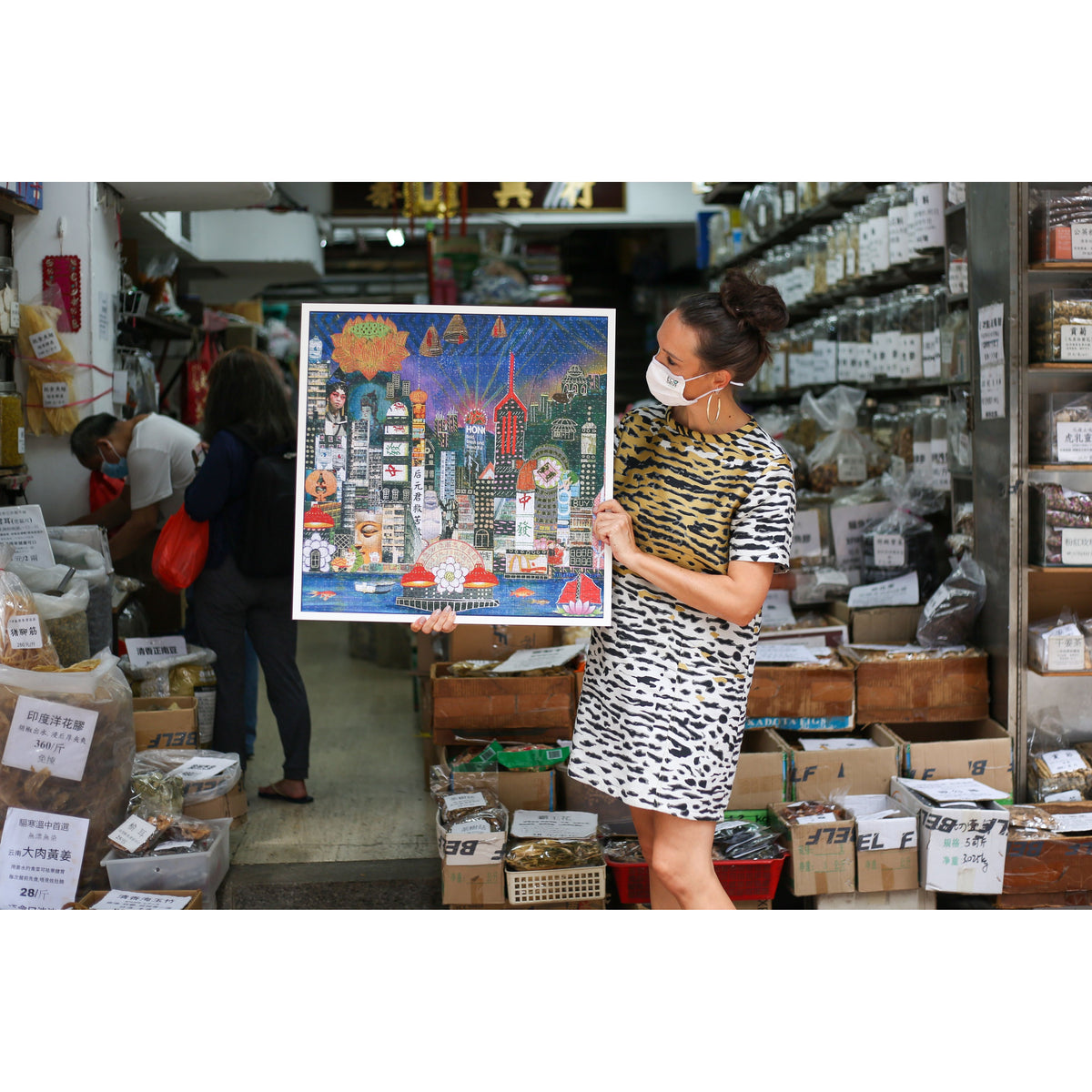 LUXURY DOUBLE-SIDED 1000pc PUZZLE: Unforgettable Hong Kong