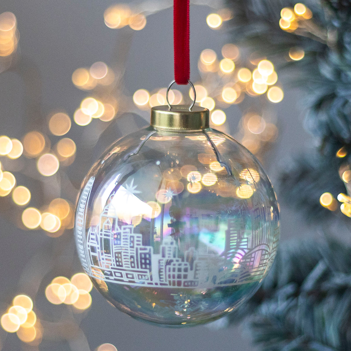 GLASS BAUBLE: Pearlescent Skyline Bauble
