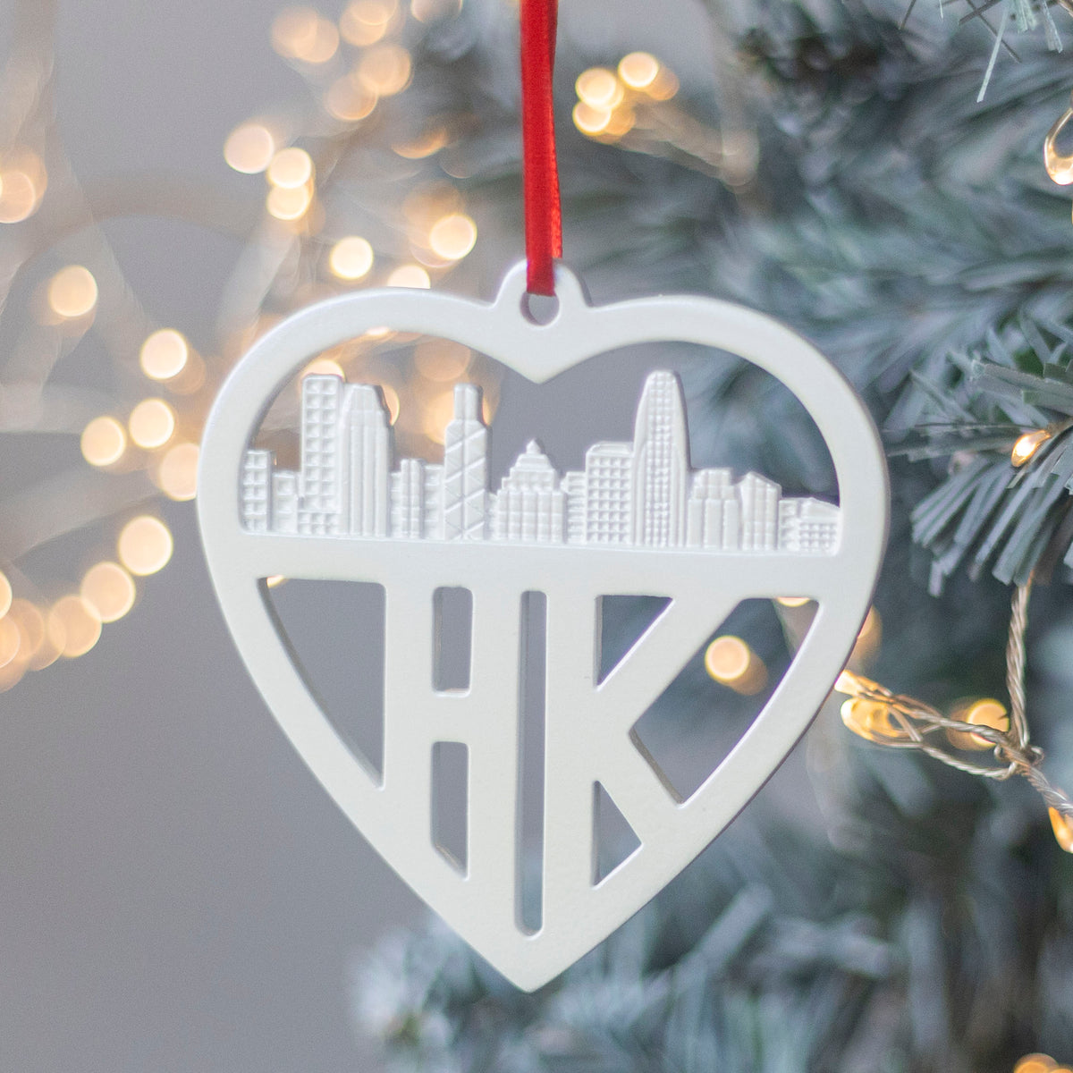 HANGING DECORATION: Hong Kong Heart (2 colours)