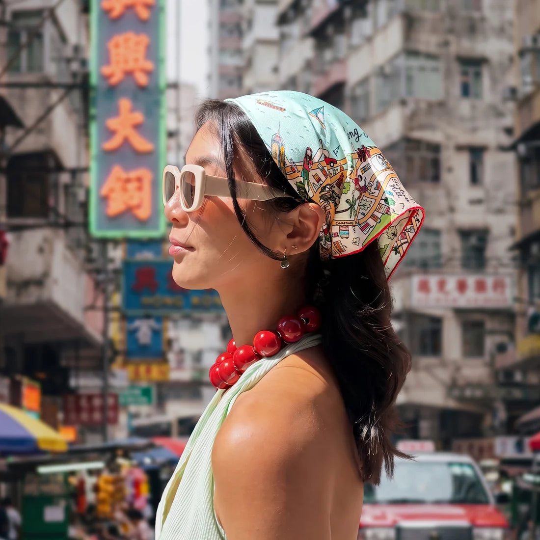 PREMIUM SILK SCARF: Hong Kong au Quotidien Scarf