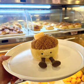 PLUSHIE/BAG CHARM: Pineapple Bun
