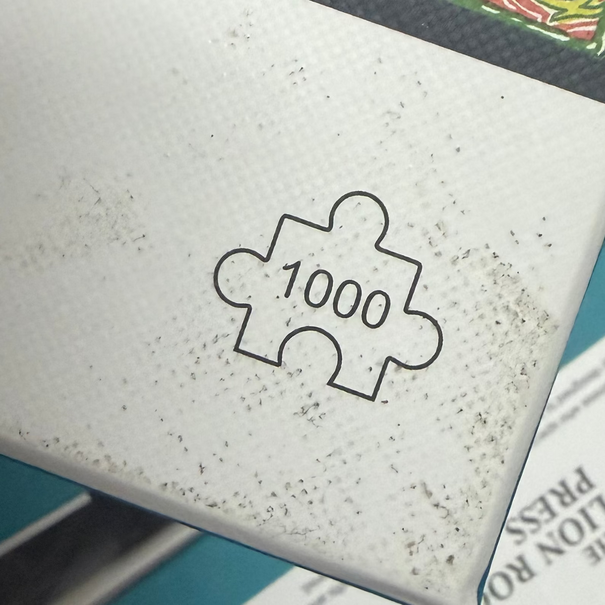 FLASH SALE DAMAGED BOX DOUBLE-SIDED 1000pc PUZZLE: Vintage Hong Kong