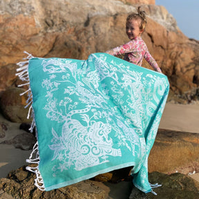 PERSONALISED TURKISH TOWEL: Zodiac (2 colours)