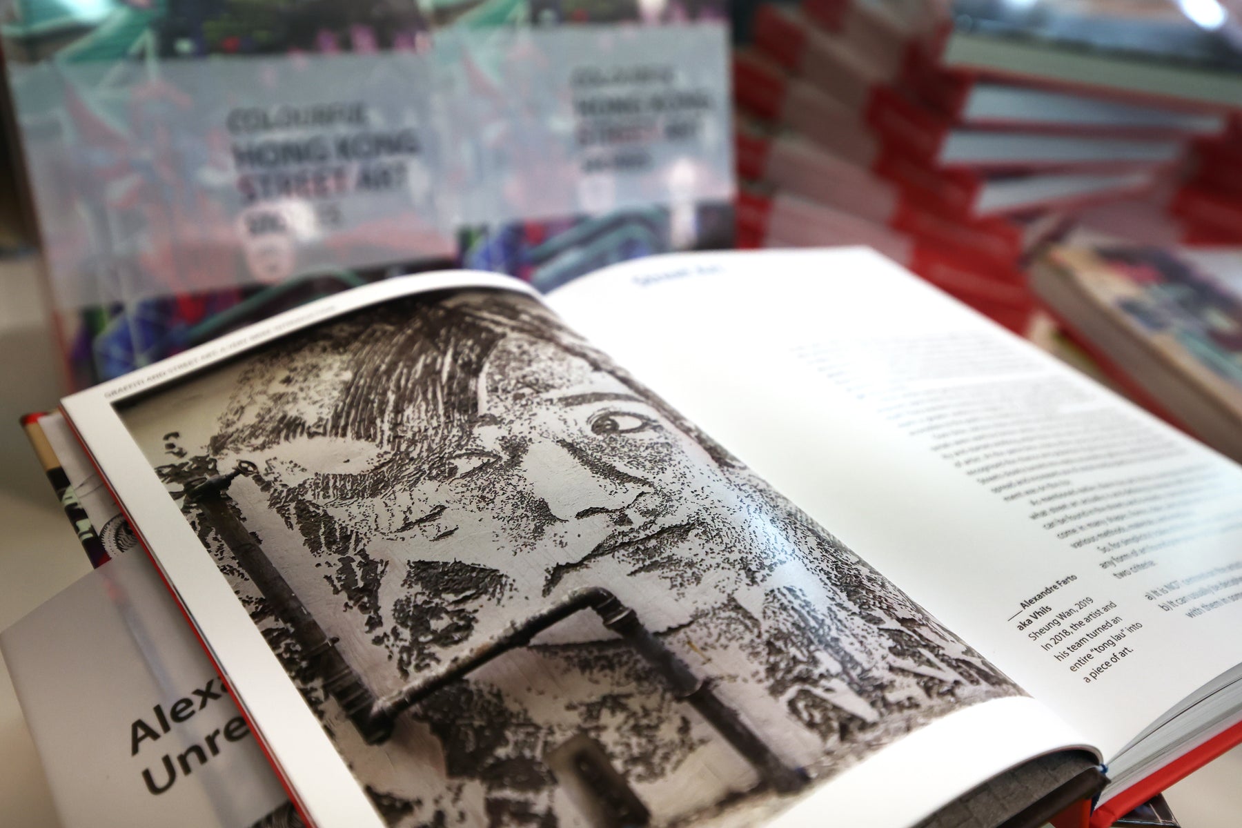 BOOK: Colourful Hong Kong- Street Art Stories