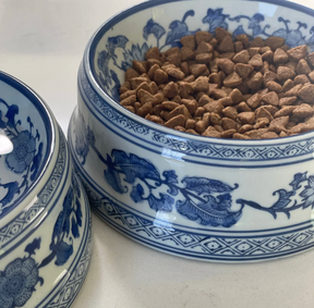 CERAMIC PET BOWL: Blue & White