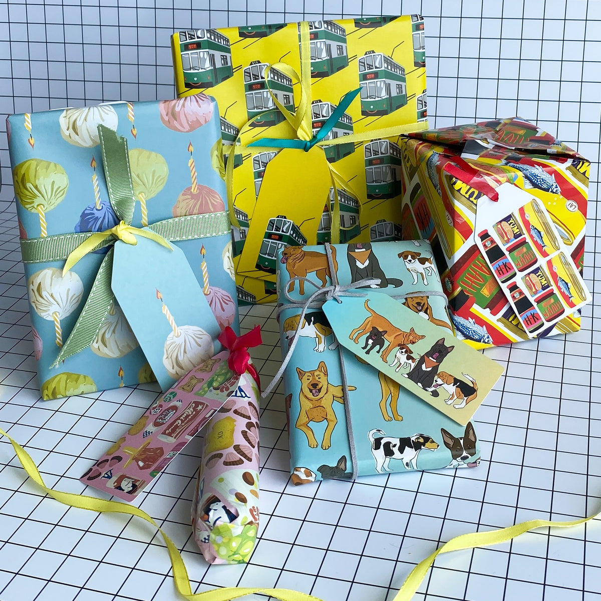 GIFT WRAP: Single sheet (18 designs)