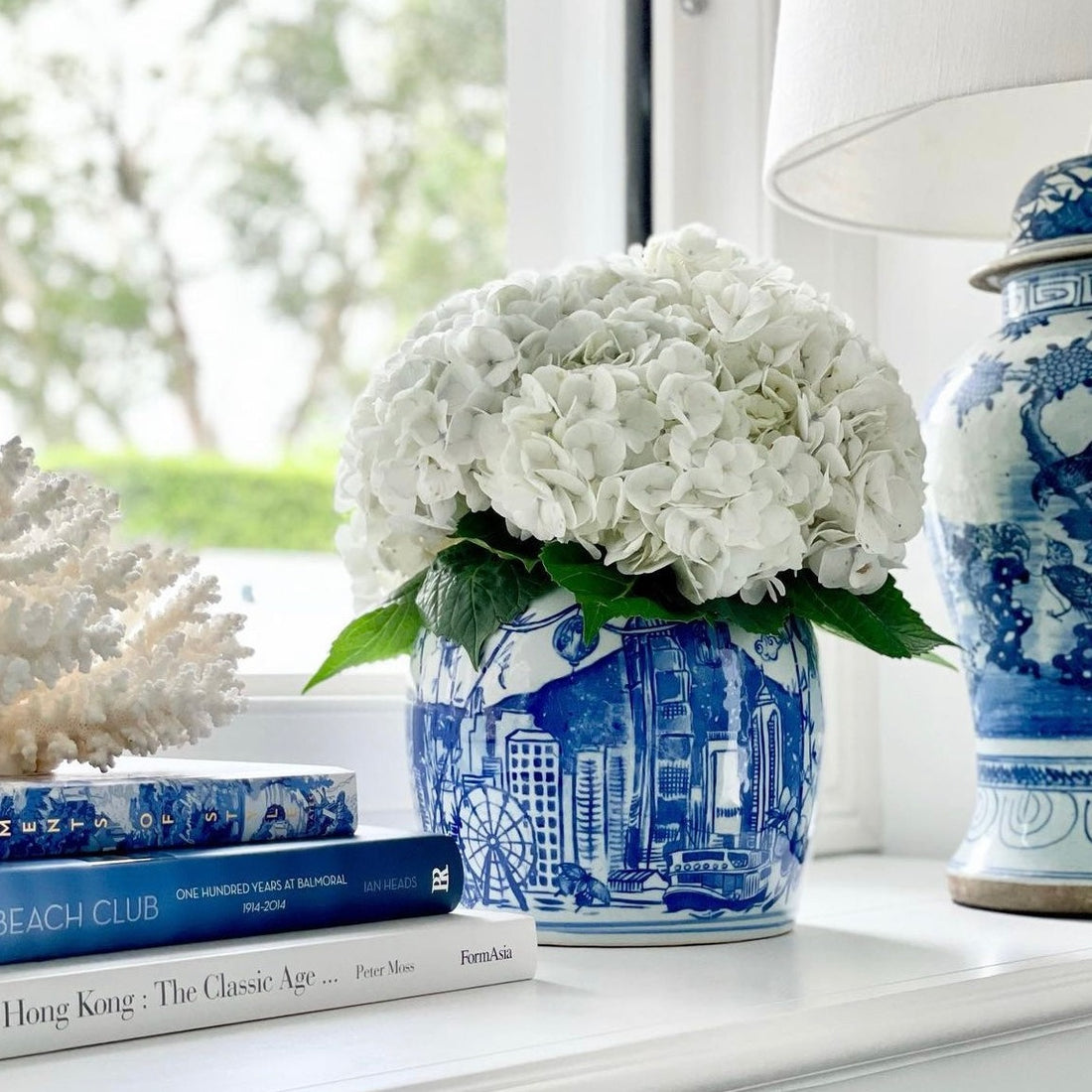 GINGER JAR Hong Kong Homage (2 colours)